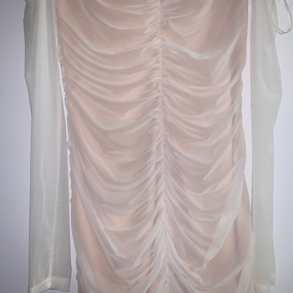 Fashion Nova Dress , Great condition Stretch dress - Picture 4 of 5